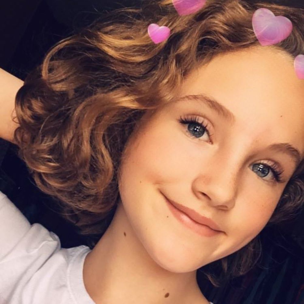 Meet your Posher, Mara